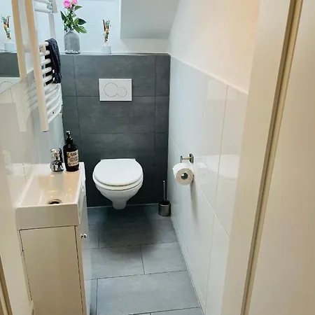 Апартаменты Buergel Ebersbach Fils