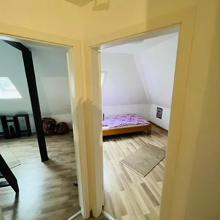 Buergel Ebersbach Fils Апартаменты *