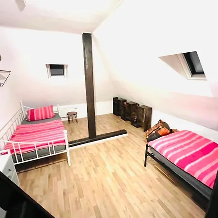 Апартаменты Buergel Ebersbach Fils